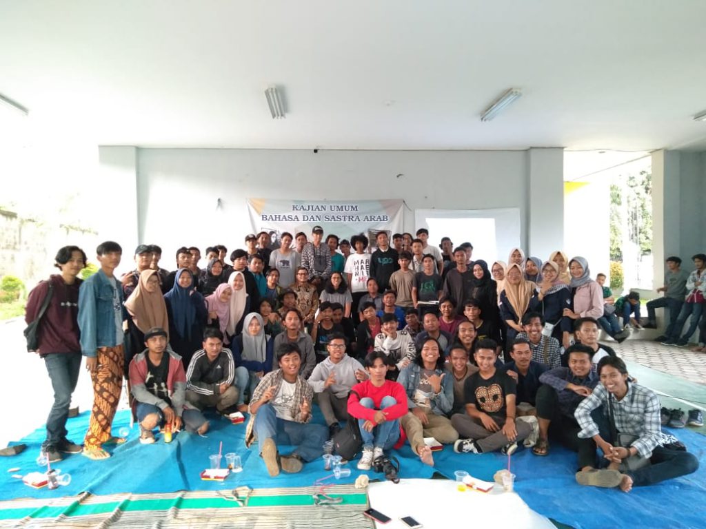 HMJ HIMABASA Gelar Kajian Umum Perdana