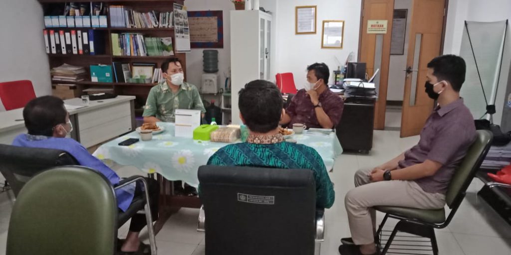 Ketua IQLAB Indonesia bersilaturahim ke Jurusan BSA